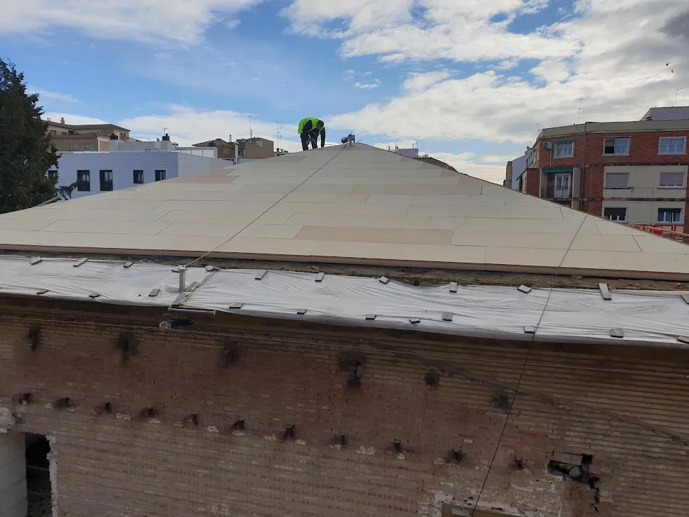 Foto del proyecto FACULTAD DE FILOSOFÍA Y LETRAS DE ZARAGOZA (UNIZAR)